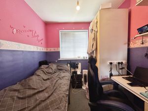Bedroom 4- click for photo gallery